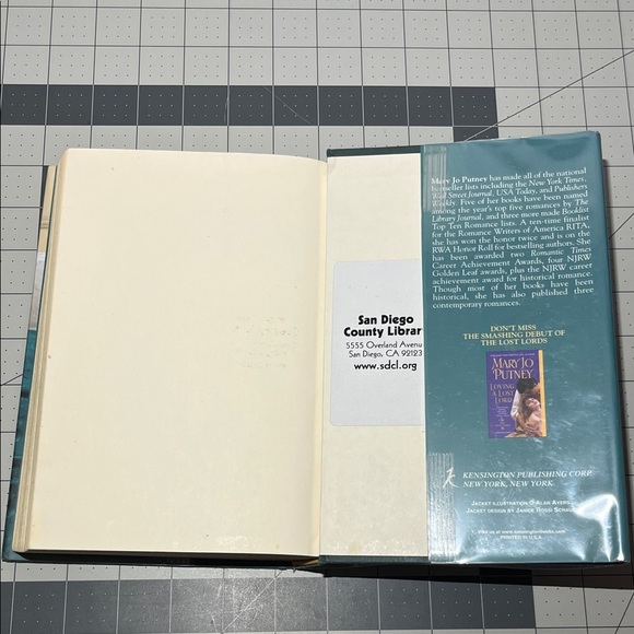 Never less than a lady by Mary Jo Putney - Picture 8 of 8